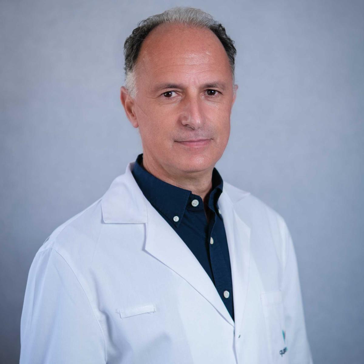 Dr. Antonio Galván.