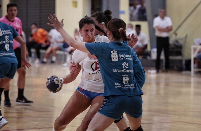 Salud-Rocasa | 15/08/2020.Partido de balonmano de la Copa Gobierno de Canarias.  | 15/08/2020 | Fotógrafo: María Pisaca Gámez