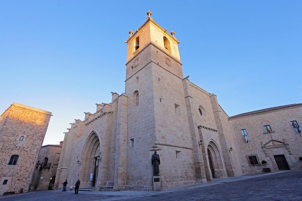 CASCO ANTIGUO CACERES