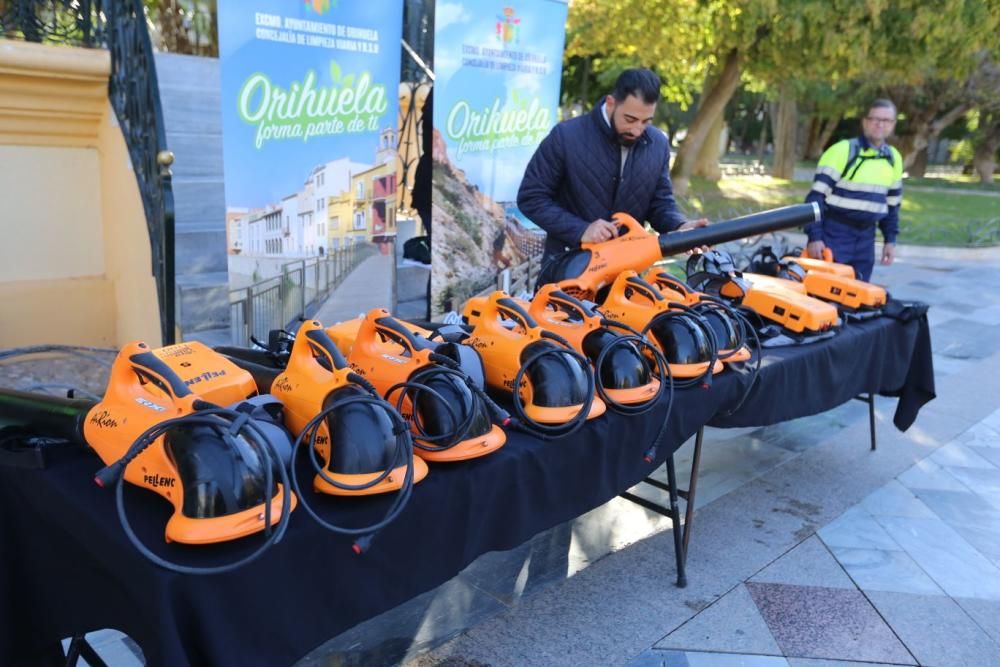 Presentación nuevas sopladoras de limpieza en Orihuela