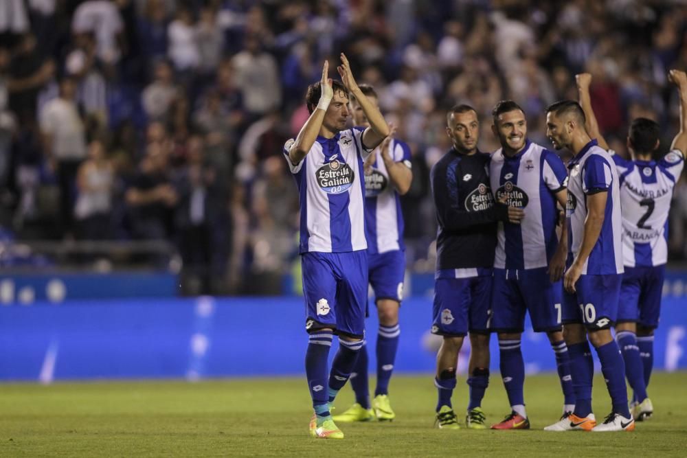 El Dépor sufre, pero gana al Eibar