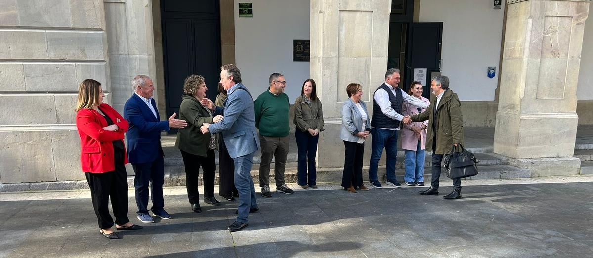 La visita del Gobierno asturiano a Siero, en imágenes La visita del Gobierno asturiano a Siero, en imágenes