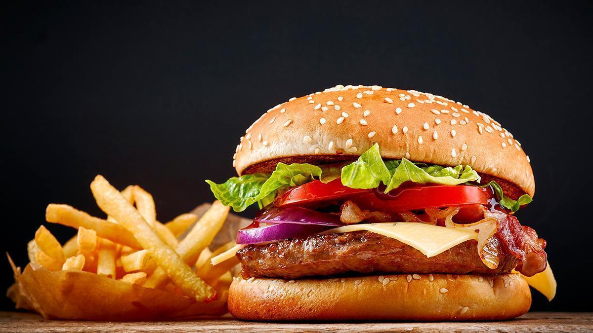 Alertan  de la presencia de la bacteria de salmonella en una conocida marca de hamburguesas