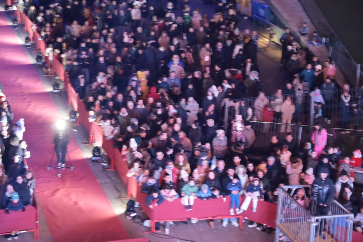 Fotogalería I Las imágenes de la Cavalcada de Reis de Vila-real Fotogalería I Las imágenes de la Cavalcada de Reis de Vila-real