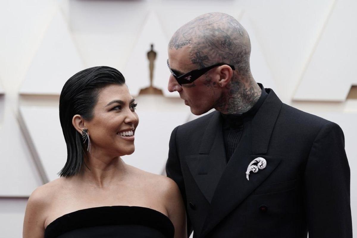 Premios Oscar 2022: Kourtney Kardashian y Travis Barker