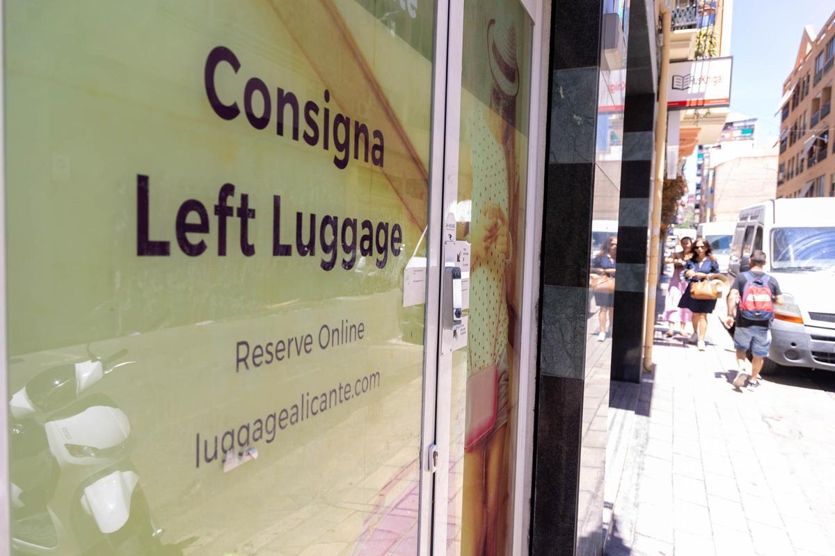 Local de consigna de maletas en la Ruta de la Madera.