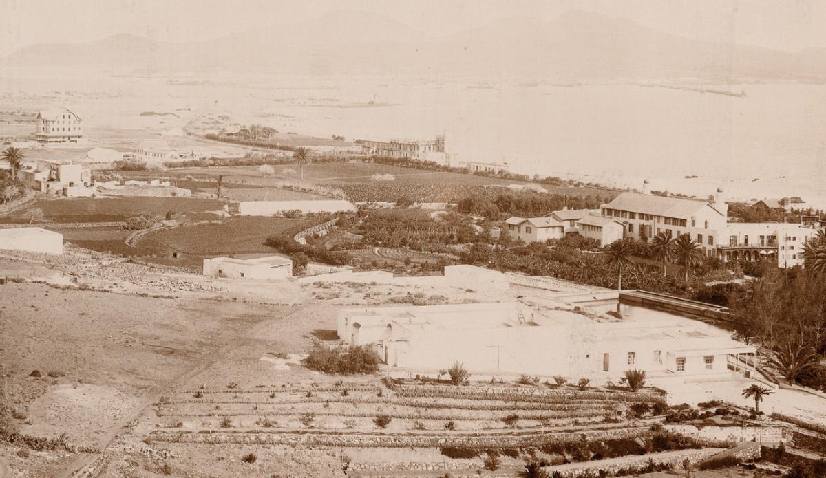 La Vega de Santa Catalina en la década de 1890, con el Hotel Santa Catalina en primer término. Años después, la zona tomaría forma como Ciudad Jardín.