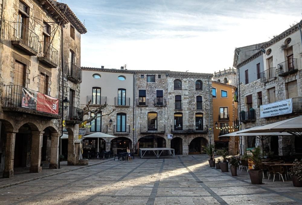 Besalú, el segon poble d'interior amb més encant d'Espanya