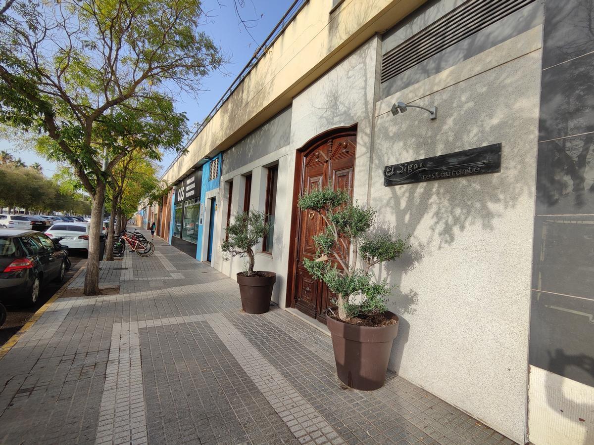 Restaurante El Sigar, en el centro comercial de Huerta Rosales en Badajoz.