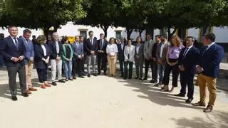 Teresa Ribera escenifica con los alcaldes el gran acuerdo de Doñana como el arranque de su campaña