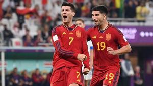 Aunque por momentos estuvo fuera de la Copa del Mundo, España se mantiene y aspira a todo