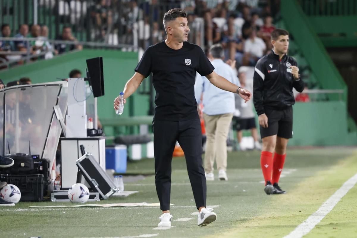Córdoba CF-Granada | Las imágenes del partido de LaLiga Hypermotion Córdoba CF-Granada | Las imágenes del partido de LaLiga Hypermotion