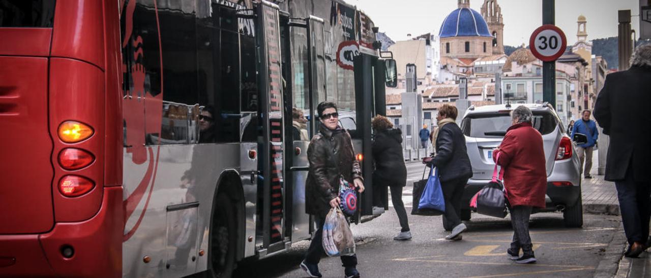 La mejora de las líneas de autobús forma parte de las peticiones en los presupuestos participativos.