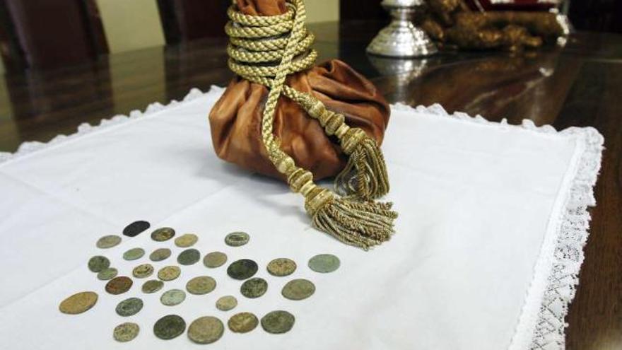 Judas Iscariote ya tiene sus 30 monedas en la bolsa - La Opinión de Málaga