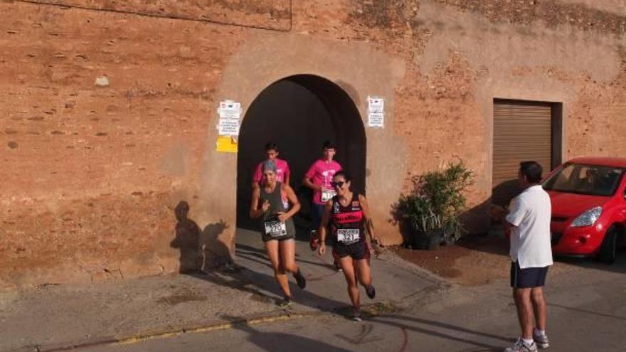 Rodríguez vuela entre las murallas de Mascarell