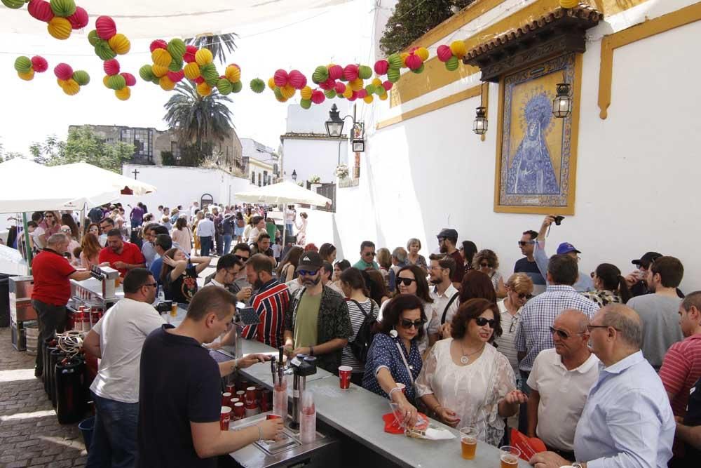 La Cruces abren el Mayo festivo