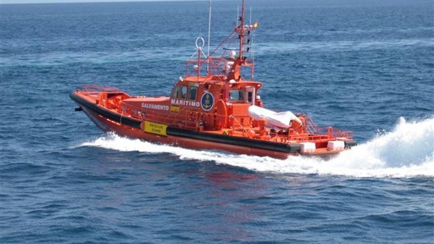 Rescatan tres embarcaciones con 248 migrantes a bordo en aguas próximas a Canarias durante las últimas horas