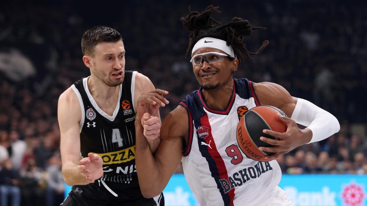 Chima Moneke se queda en Vitoria pese a los rumores que llegan desde Belgrado