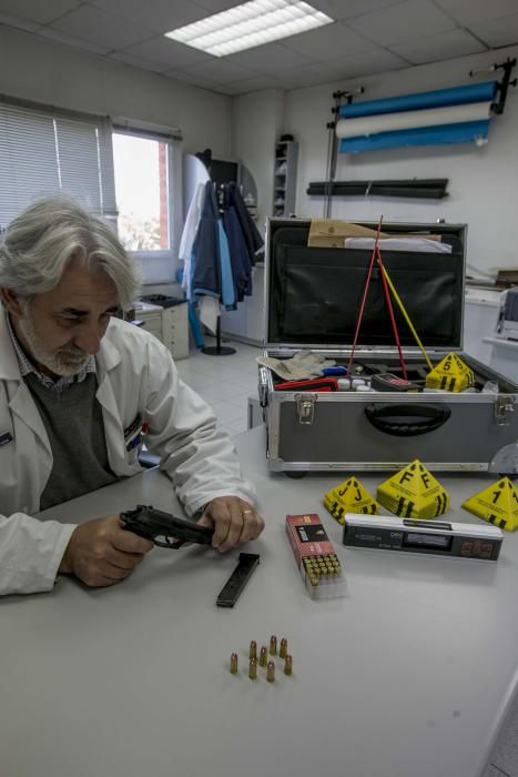 Análisis de la policía científica de Elche