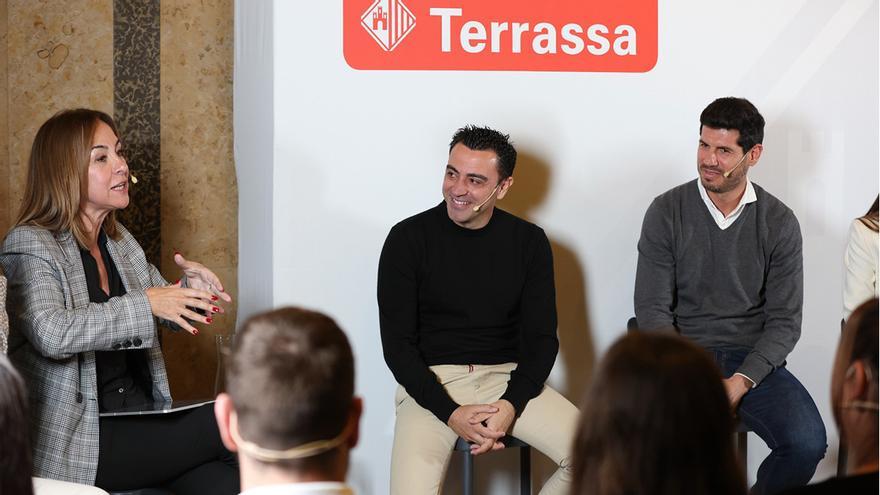 Xavi: "Muchas veces no compensa ser entrenador del Barça"