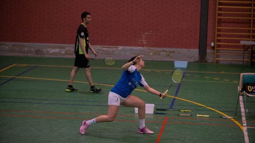 VÍDEO Y GALERÍA | El mejor bádminton regional se disputa en Zamora