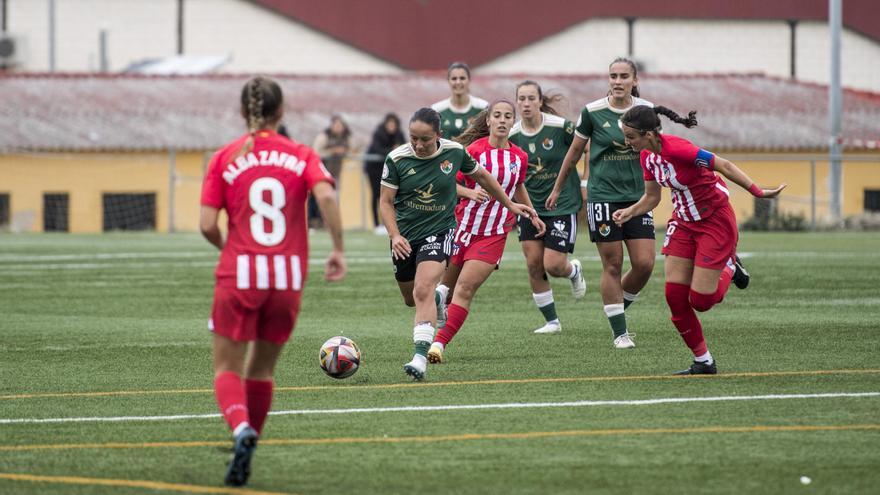 El Cacereño Femenino no encuentra el camino