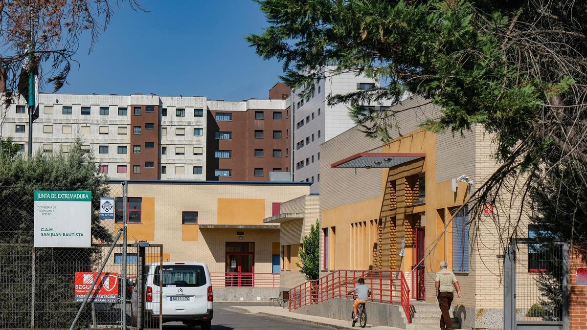 Casi la mitad de las pruebas de edad realizadas a menas en Extremadura revela que son adultos