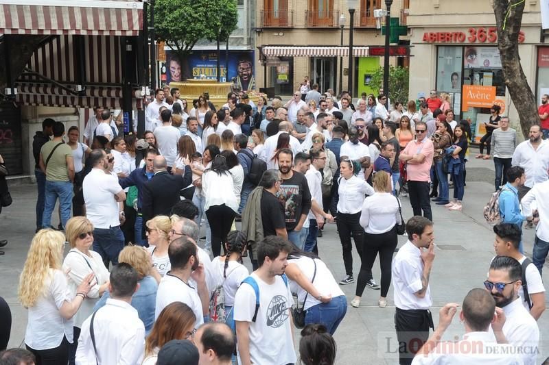 "Cerramos por Murcia y los murcianos"