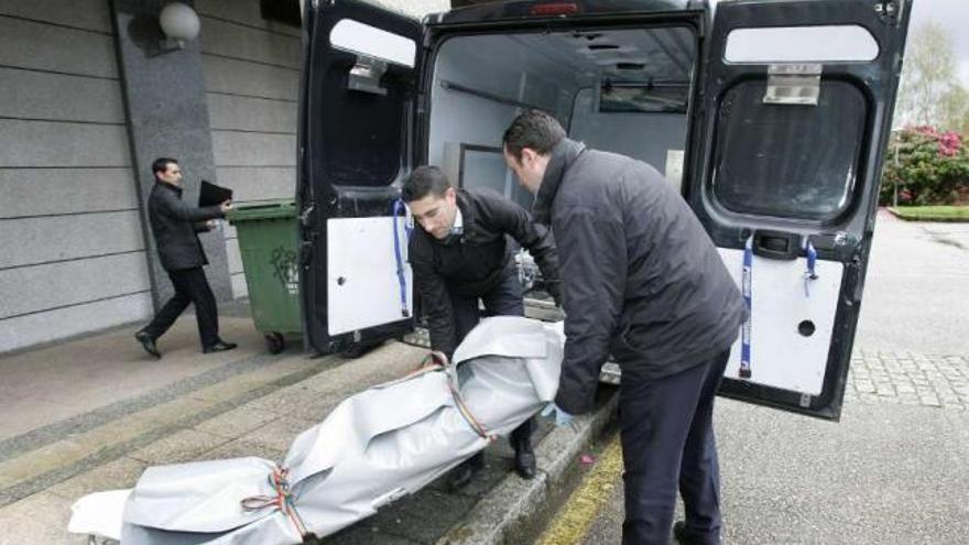 Una pareja con problemas económicos fallece en un posible suicidio pactado en Santiago