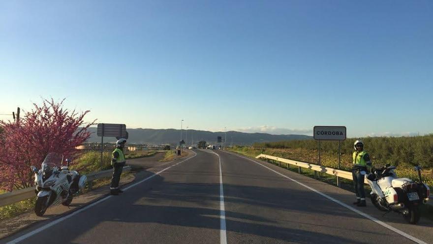 Control de la Guardia Civil de Tráfico en Córdoba.