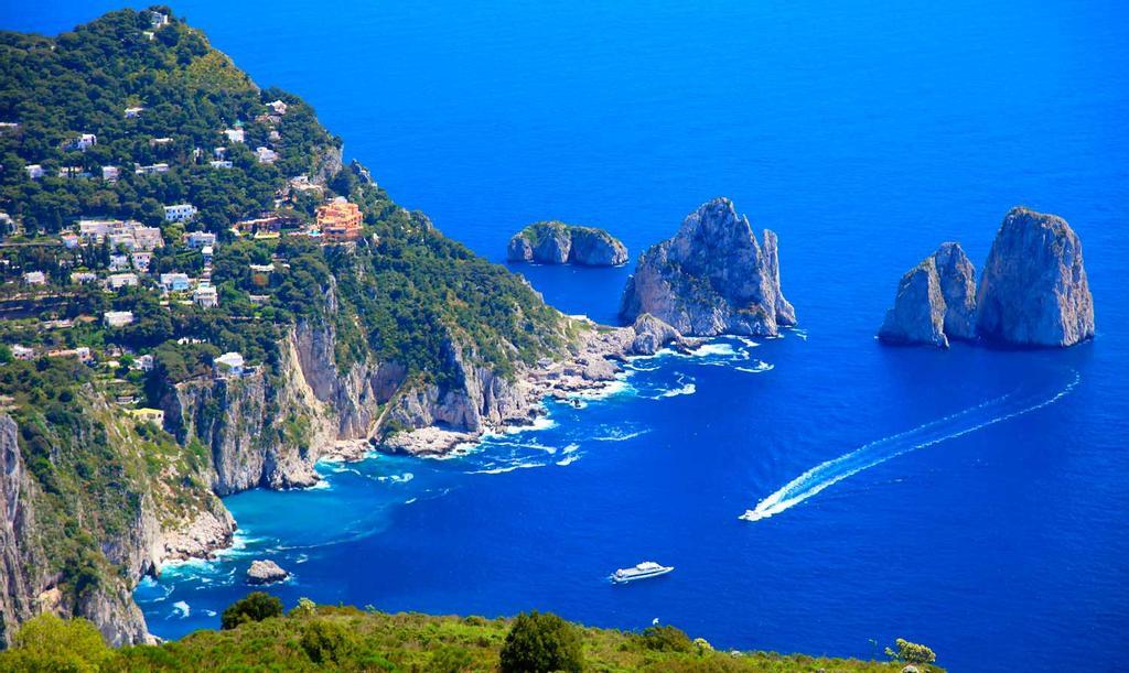 Capri panorama, Faraglioni, Tyrrhenian sea, Bay of Naples, Italy