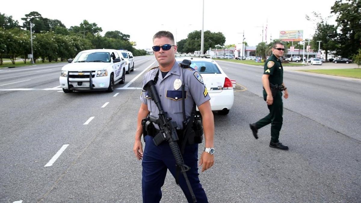 La policía ha rodeado el lugar donde se ha producido el tiroteo.