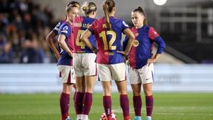 Las jugadoras del Barça se reunieron tras el segundo gol del City