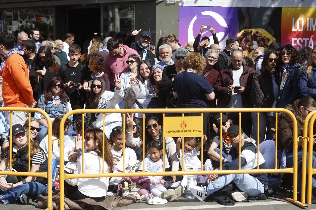 Búscate en la mascletà de hoy, 19 de marzo