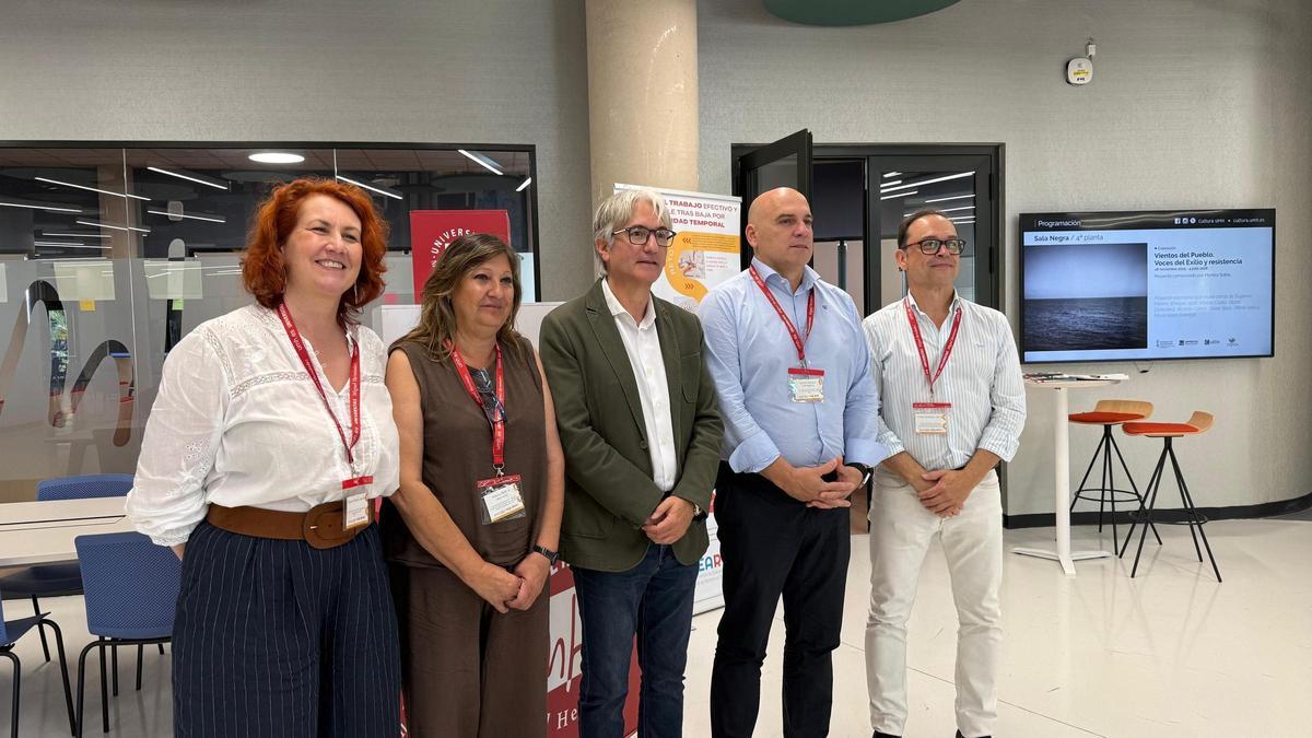 Representantes de la UMH y UGT durante las jornadas de retorno al trabajo tras una incapacidad