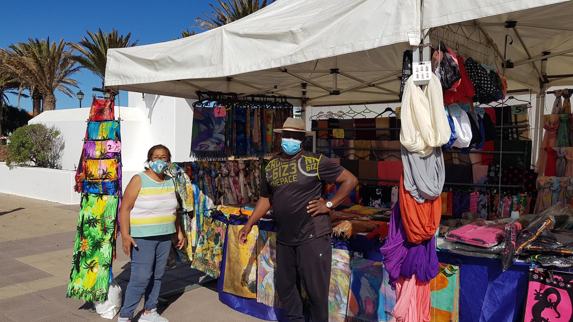 El Mercadillo de Teguise reabre en la Plaza de La Mareta