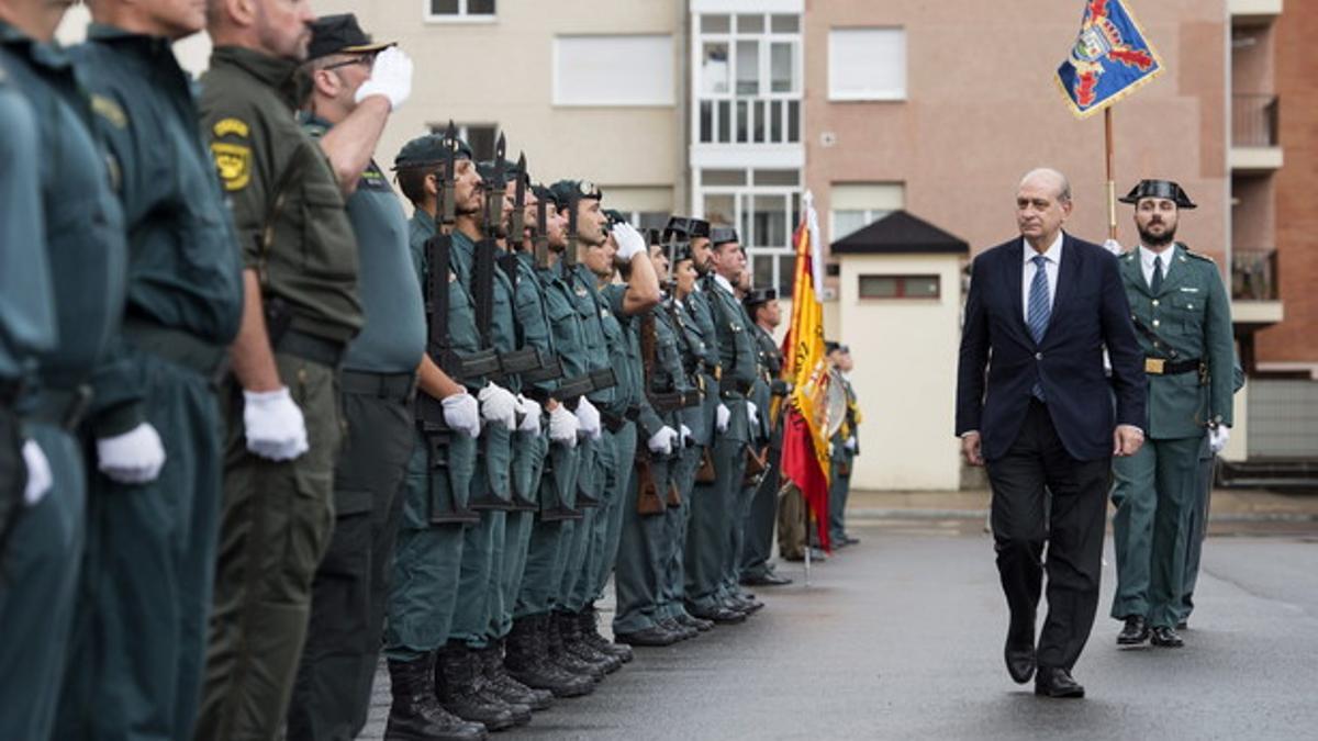 Interior cree &quot;inadecuado&quot; que un burdel pague gastos de la Guardia Civil