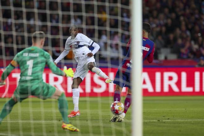 FC Barcelona - PSG, la vuelta de cuartos de final de la Champions League, en imágenes