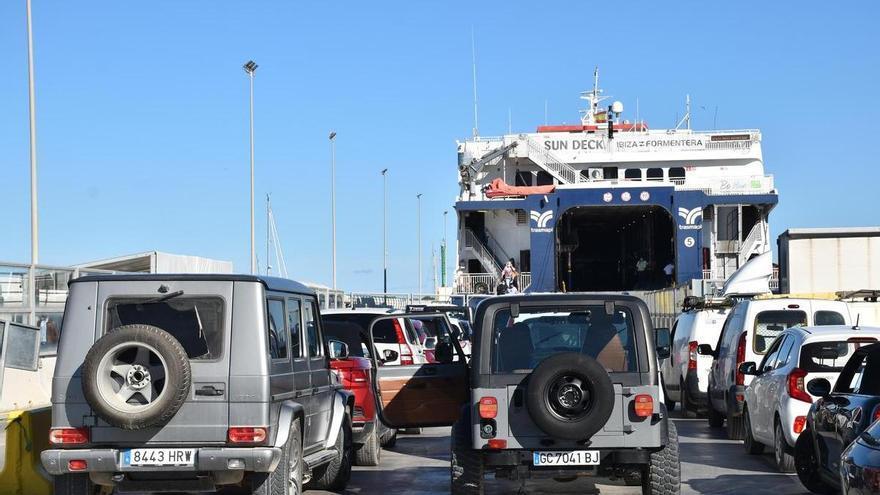Formentera empieza a aplicar las limitaciones de acceso y aparcamiento en zonas sensibles de la isla