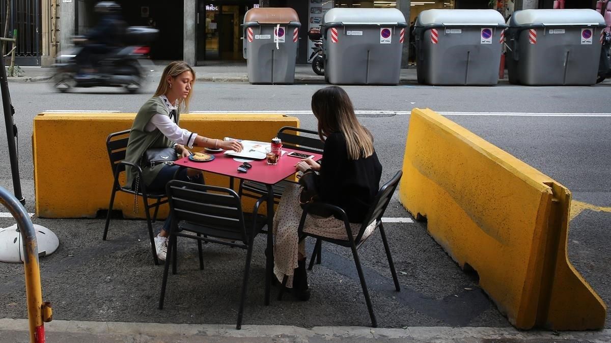 zentauroepp55178086 barcelona 29 09 2020 barcelona terrazas de todo tipo de bare201003193728 zentauroepp55178086 barcelona 29 09 2020 barcelona terrazas de todo tipo de bare201003193728