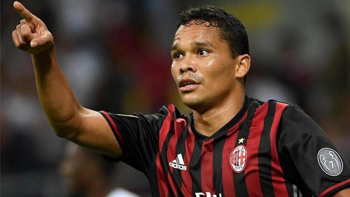 Bacca sigue siendo el máximo goleador del Milan pese a su lesión