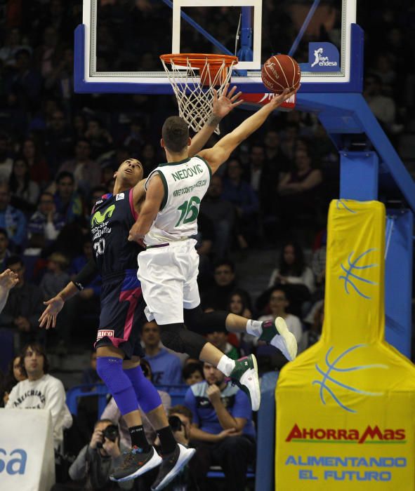 El Unicaja frena su racha victoriosa con una derrota en el BarclayCard Center de Madrid