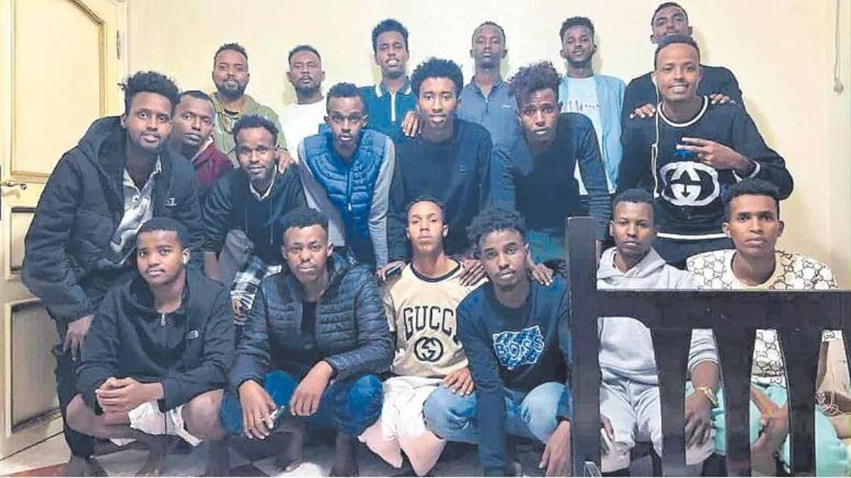 Die Migranten vor der Abreise.