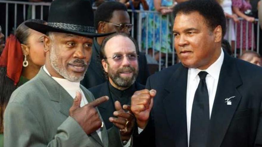 Fallece Frazier, el hombre que hizo más grande a Ali