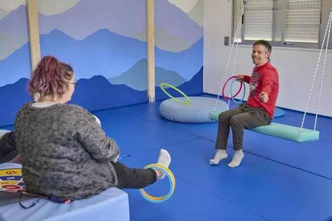 Les imatges de la presentació de la nova sala d'integració sensorial al parc hospitalari Martí i Juliá