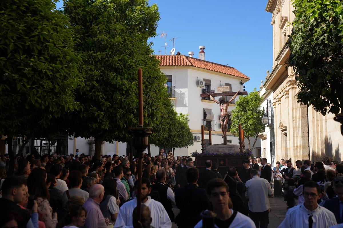 La sobriedad de la Universitaria por las calles de Córdoba La sobriedad de la Universitaria por las calles de Córdoba