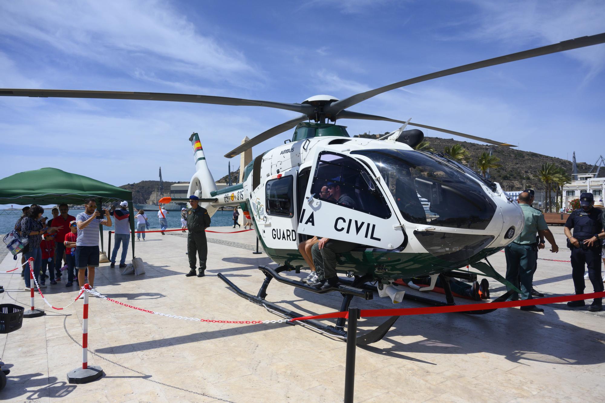 Exposición: Medio siglo del servicio aéreo de la Guardia Civil