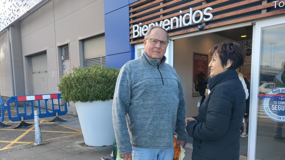 Galicia y Cantabria "roban" consumidores a Asturias con sus normas comerciales menos restrictivas