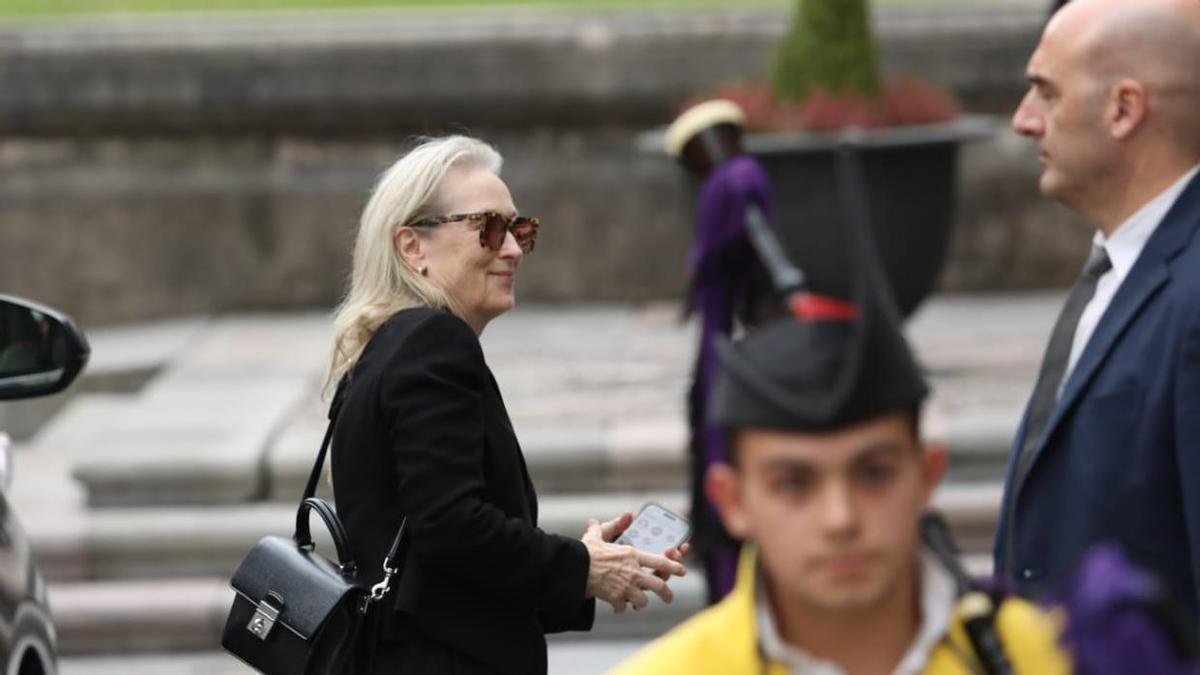 VÍDEO: Así fue la llegada de la actriz Meryl Streep a Oviedo para recibir el premio "Princesa de Asturias" de las Artes