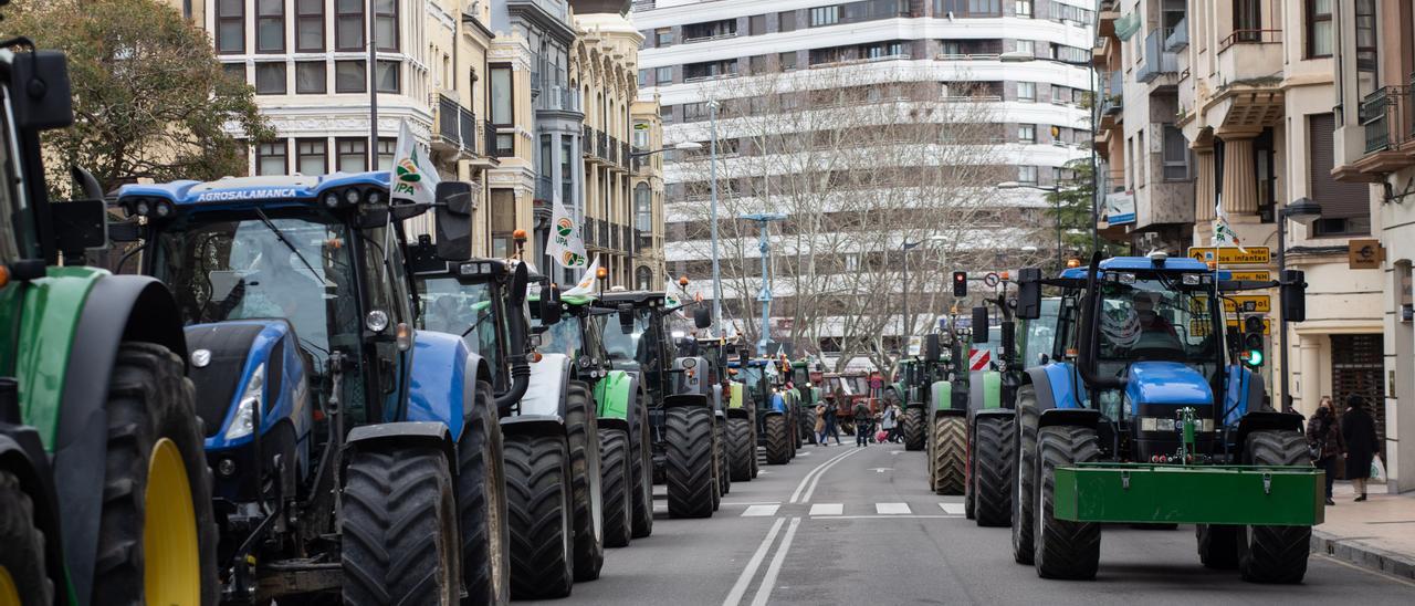 Tractorada en Zamora en defensa del campo.